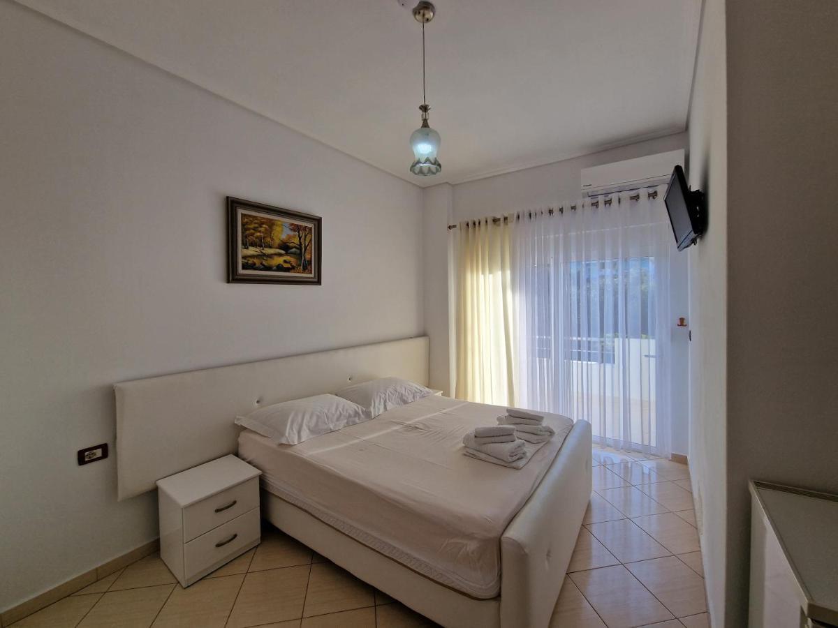 Hotel Artur Ksamil Exterior photo