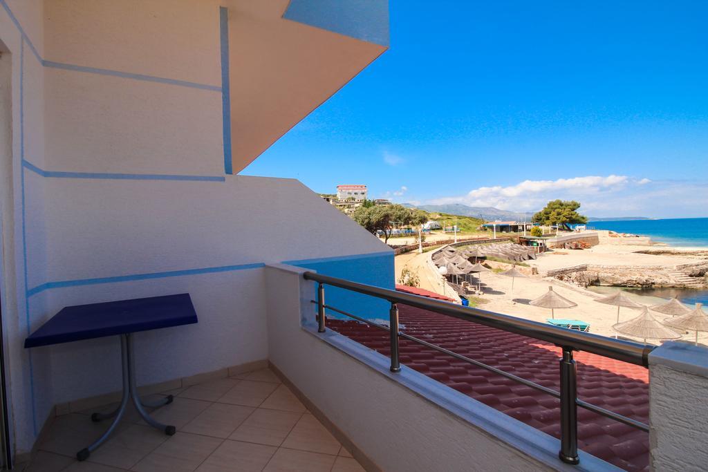 Hotel Artur Ksamil Exterior photo