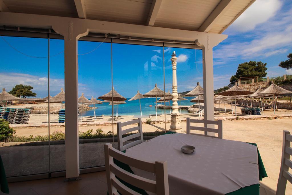 Hotel Artur Ksamil Exterior photo