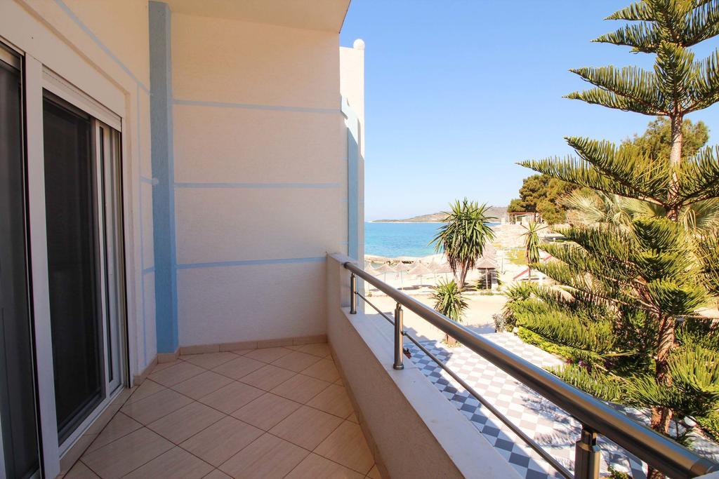 Hotel Artur Ksamil Exterior photo