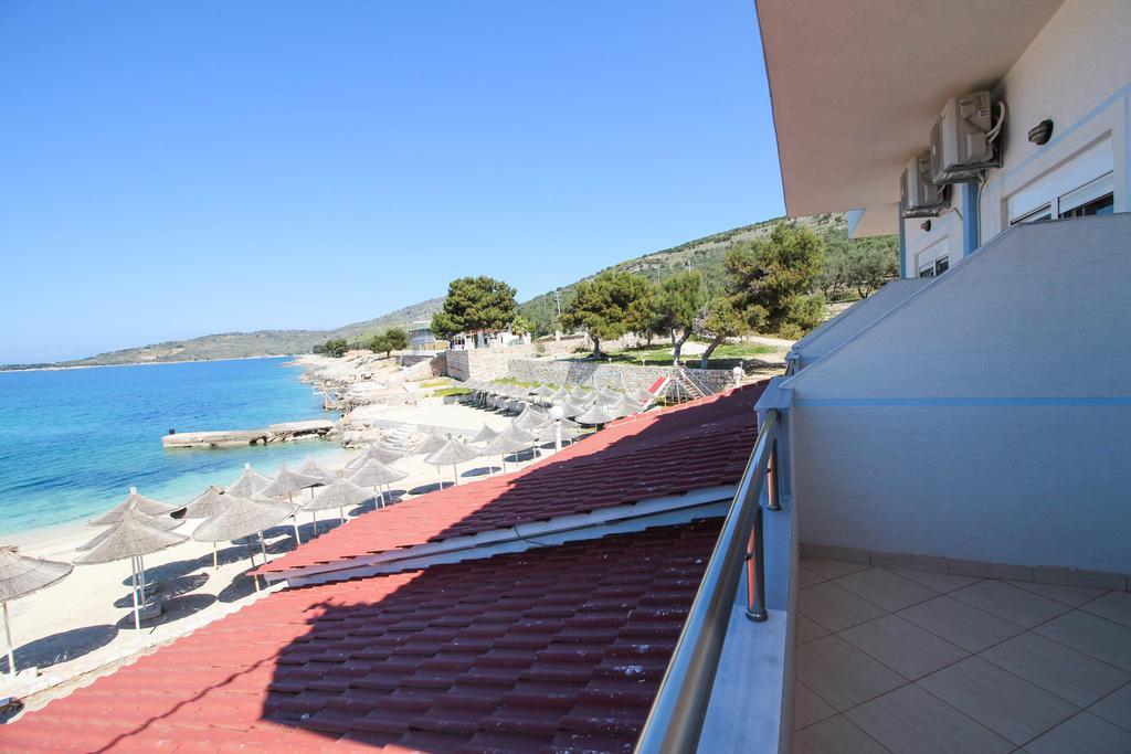 Hotel Artur Ksamil Exterior photo