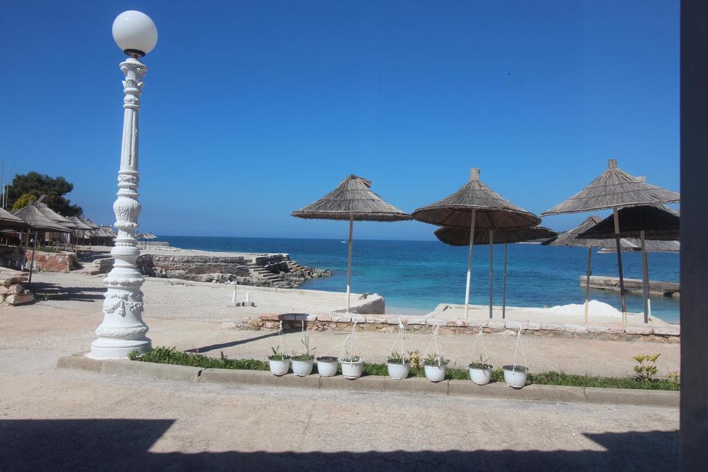 Hotel Artur Ksamil Exterior photo